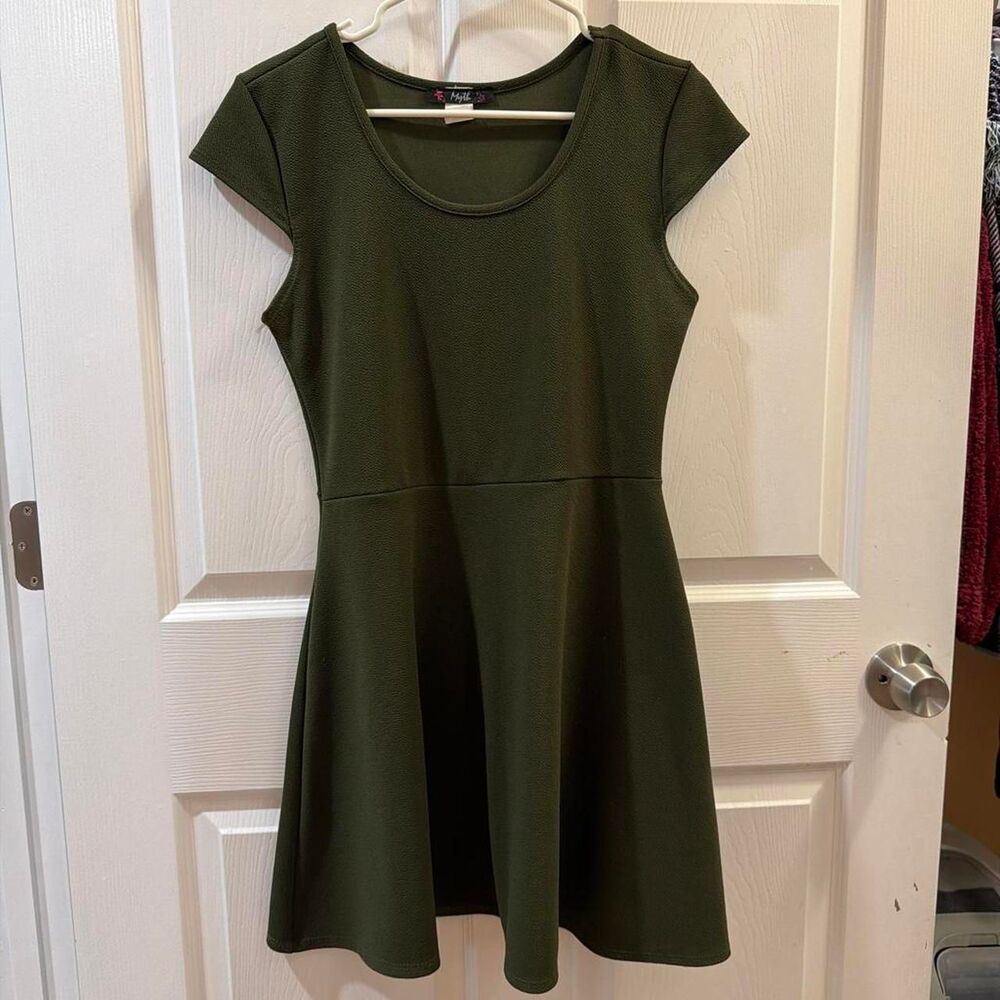 Myth Women's Gren Cap Sleeve Mini Dress Size L